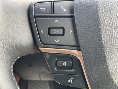 TOYOTA CROWN SPORT - 10