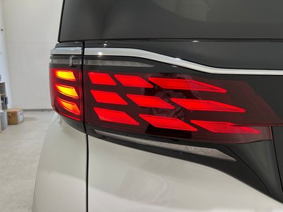 2023 Toyota ALPHARD — миниатюра 75