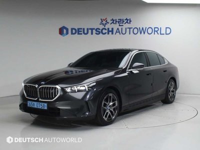 2024 BMW I5 photo 1