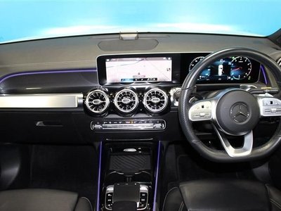 MERCEDES-BENZ GLB - 6