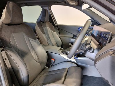 2025 BMW X3 thumbnail 14