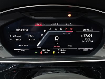 صورة 8 لـ 2020 AUDI S8