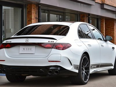 MERCEDES-BENZ E-CLASS AMG - 2