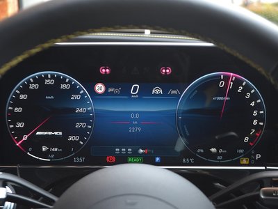 MERCEDES-BENZ E-CLASS AMG - 8