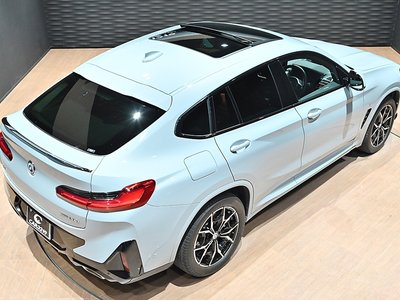 2023 BMW X4 照片 9