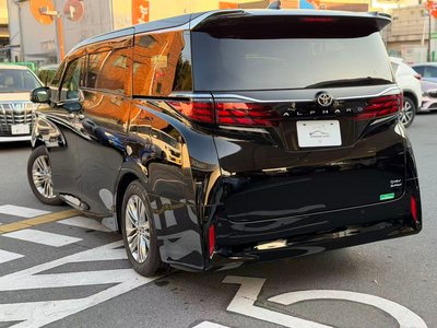 TOYOTA ALPHARD - 4
