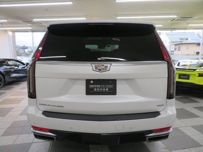 CADILLAC ESCALADE - 4