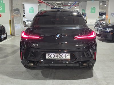 صورة 3 لـ 2025 BMW X4