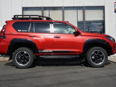 TOYOTA LAND CRUISER PRADO - 10