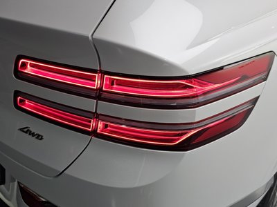 GENESIS GV80 - 10
