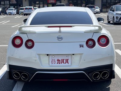 NISSAN GT-R - 6