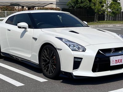NISSAN GT-R - 3
