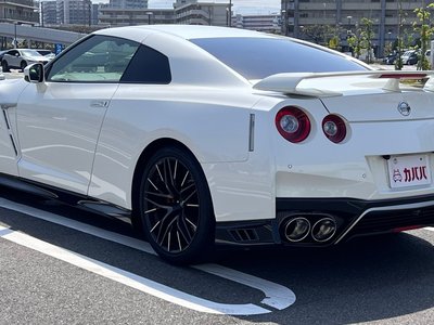 NISSAN GT-R - 7