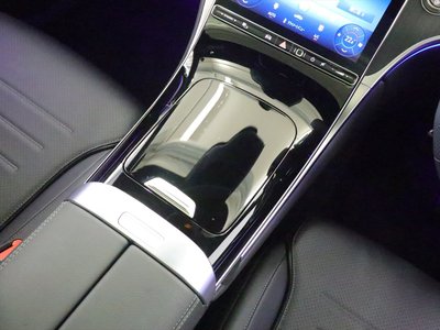 2025 Mercedes-BENZ GLC — миниатюра 18