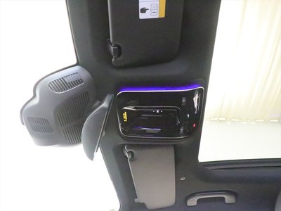 2025 Mercedes-BENZ GLC — миниатюра 22