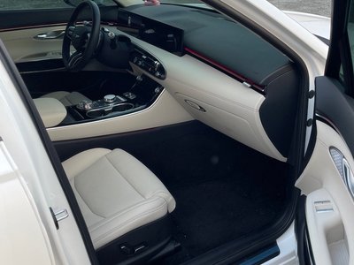 صورة مصغرة 15 لـ 2025 Genesis GV70