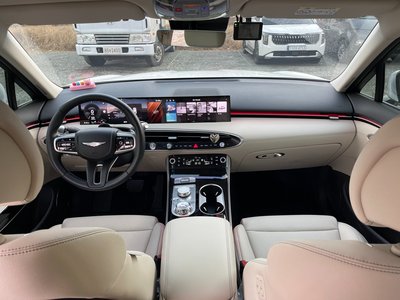 صورة مصغرة 13 لـ 2025 Genesis GV70