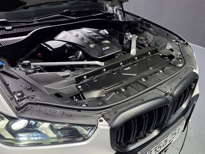 2025 BMW X5 photo 7