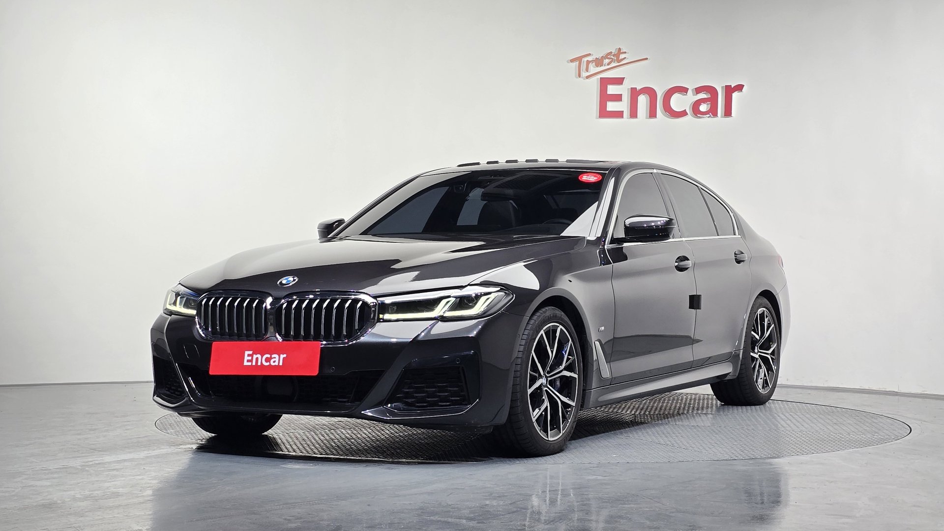 BMW 5 SERIES - View 1