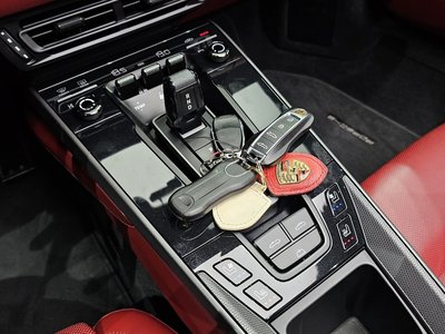 PORSCHE 911 - 9