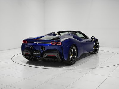 صورة مصغرة 44 لـ 2023 Ferrari SF90 SPIDER