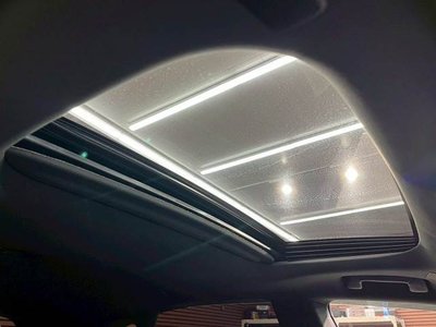 صورة 6 لـ 2023 Lexus RX