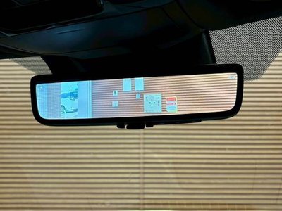 صورة 7 لـ 2023 Lexus RX