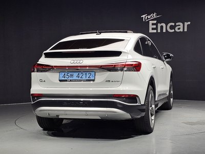 2026 AUDI Q4 E-TRON 照片 4