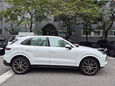 PORSCHE CAYENNE - 7