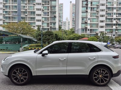 PORSCHE CAYENNE - 6
