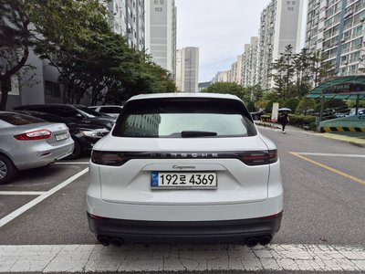 PORSCHE CAYENNE - 3