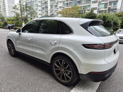 PORSCHE CAYENNE - 10