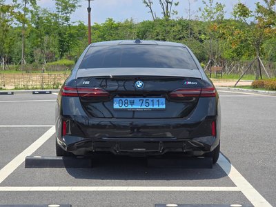 صورة 6 لـ 2024 BMW I5