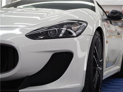 صورة مصغرة 29 لـ 2015 Maserati GRANCABRIO