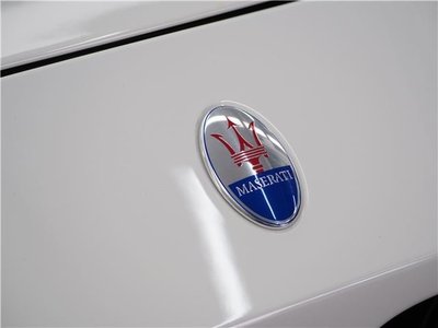 صورة مصغرة 25 لـ 2015 Maserati GRANCABRIO