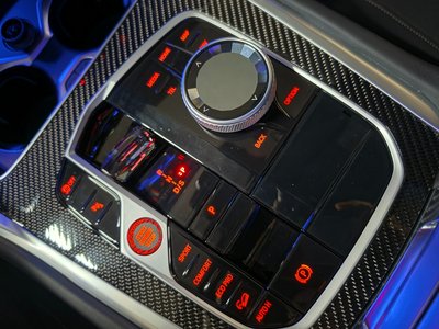 صورة 9 لـ 2025 BMW X6