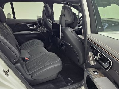 MERCEDES-BENZ EQS - 10