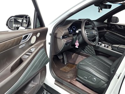 2023 Genesis GV80 photo 10