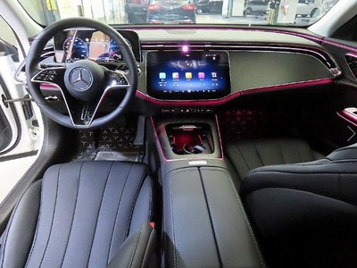 MERCEDES-BENZ E-CLASS - 10