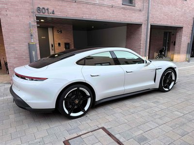 صورة 5 لـ 2023 Porsche TAYCAN