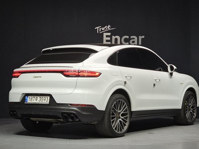 PORSCHE CAYENNE - 4