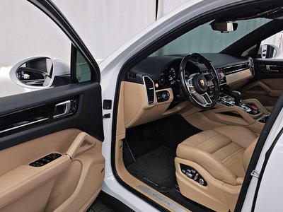 PORSCHE CAYENNE - 10