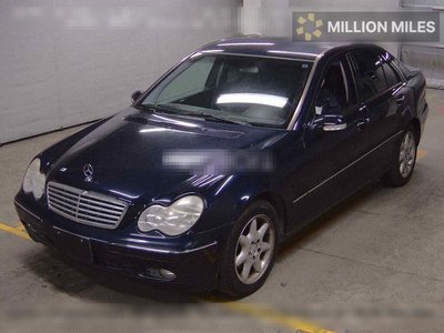 MERCEDES-BENZ C-CLASS - 4