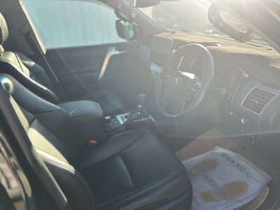 TOYOTA LAND CRUISER PRADO - 3