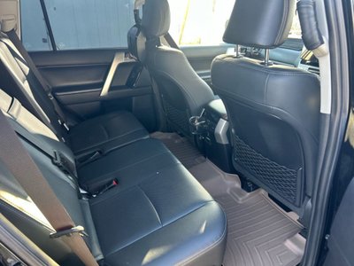 TOYOTA LAND CRUISER PRADO - 9