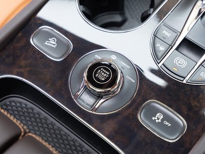 صورة مصغرة 57 لـ 2021 Bentley BENTAYGA