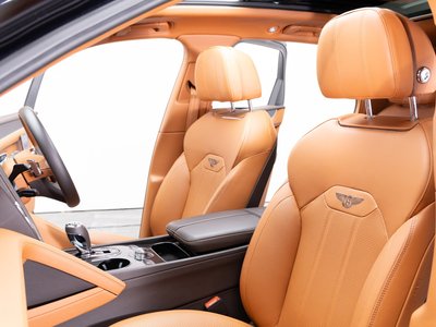 صورة مصغرة 46 لـ 2021 Bentley BENTAYGA
