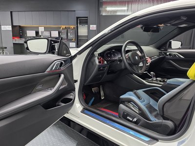 2023 BMW M4 thumbnail 13