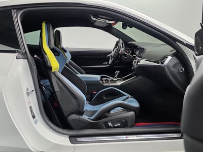 2023 BMW M4 thumbnail 16