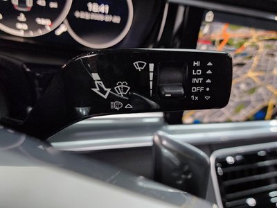 2018 Porsche PANAMERA — миниатюра 29